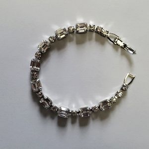 Vintage Weiss tennis bracelet